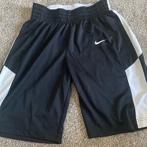 Black Nike shorts